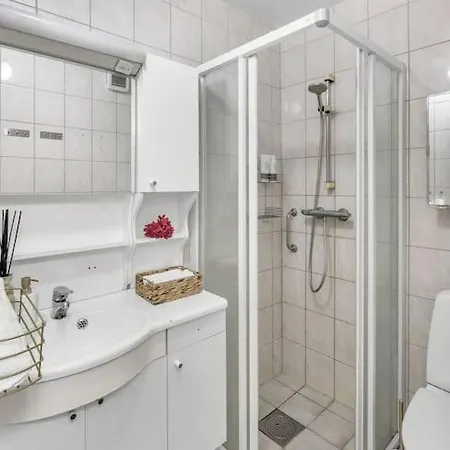 Appartement Kanskje Den Storste Airbnb-leiligheten I Sentrum! Bergen